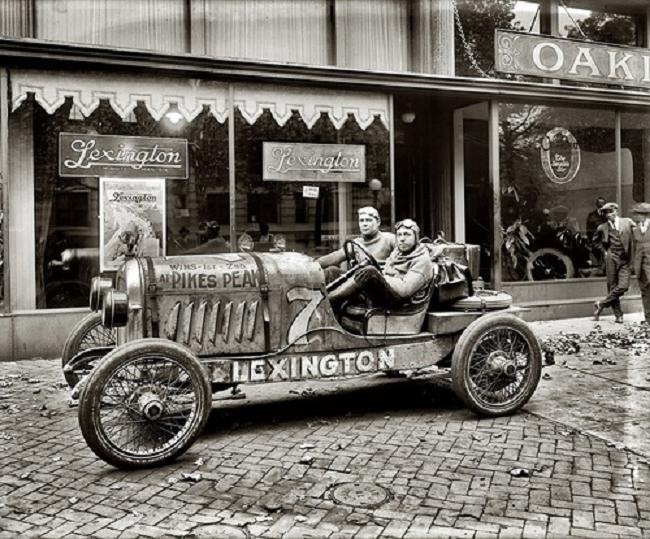 ретроавтомобиль начала 20 века